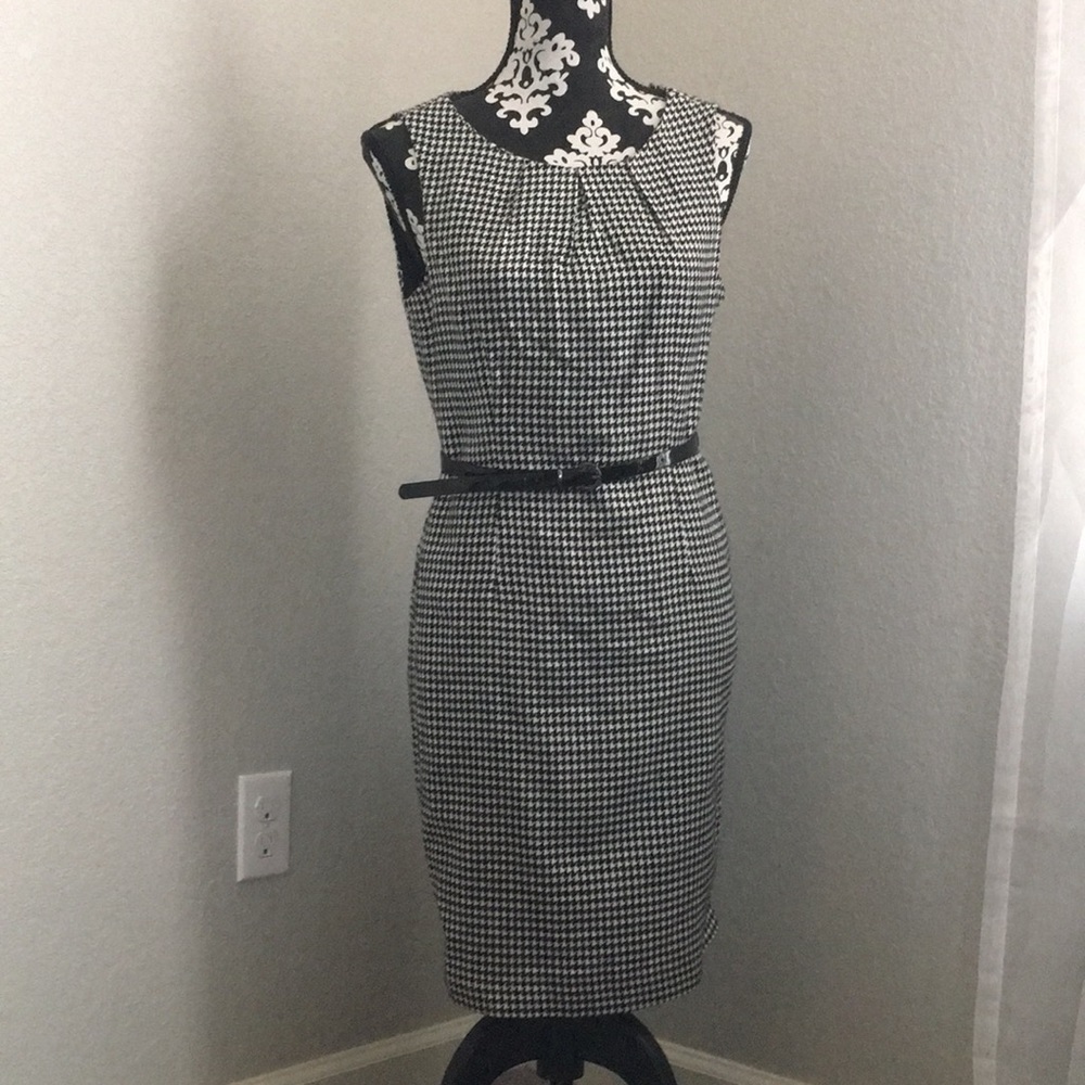 Black and white houndstooth print dress